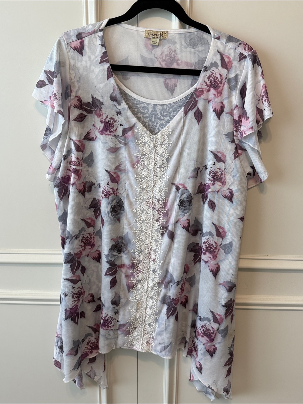 ONE WORLD Floral Lace-Trim Tunic - Light Gray & Mauve